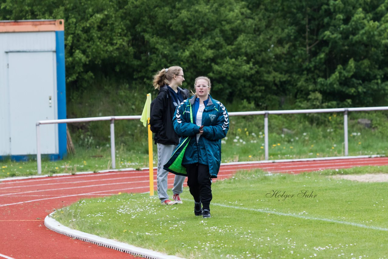 Bild 104 - B-Juniorinnen VfL Oldesloe - JSG Sdtondern : Ergebnis: 2:0